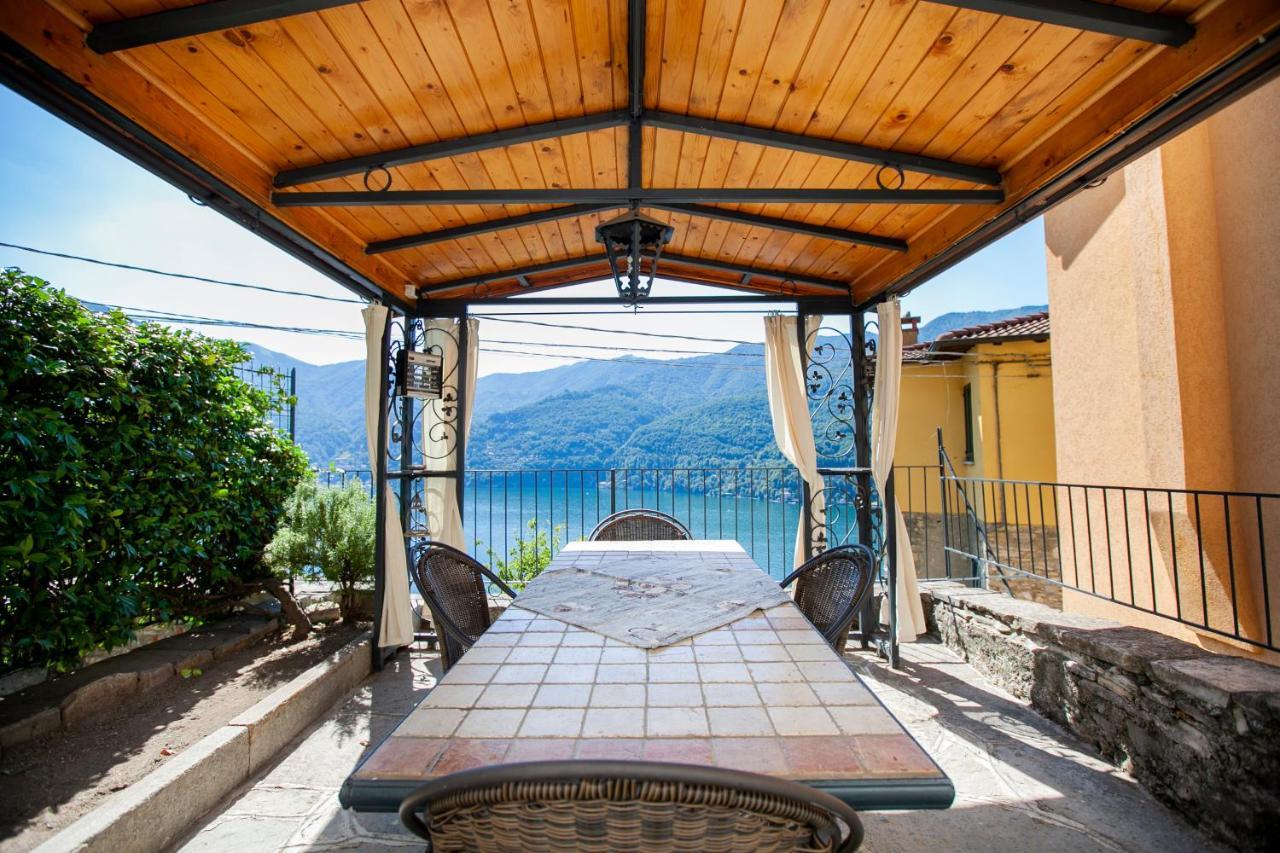 Casa Di Momo Appartement Carate Urio Buitenkant foto
