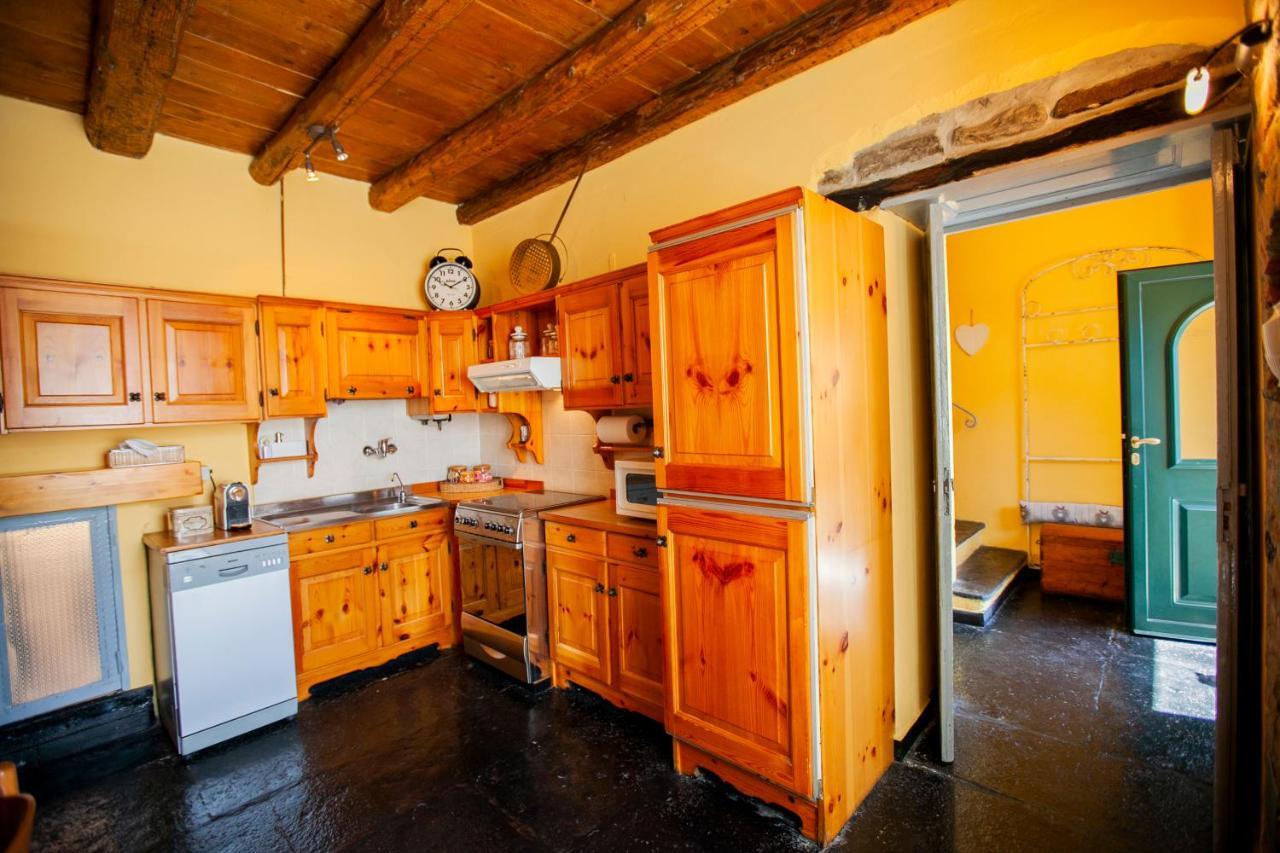 Casa Di Momo Appartement Carate Urio Buitenkant foto