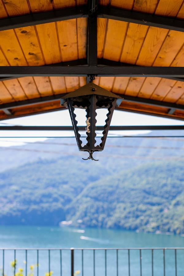 Casa Di Momo Appartement Carate Urio Buitenkant foto